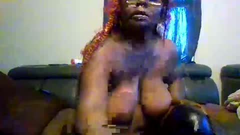 Snapshot of hawtchoc37 chatting on March 12, 3:29 pm hawtchoc37 online show from March 12, 3:29 pm