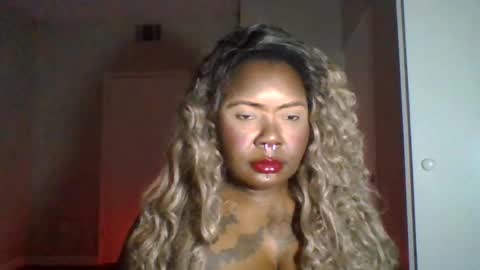 hawtchoc37 online show from July 4, 9:05 am