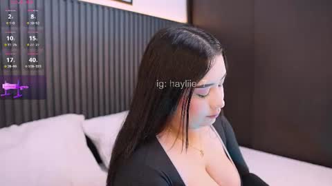 haylie  See you tonight at 8pm Colombia time online show from July 25, 6:53 am