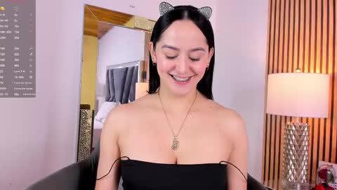  Hazel  online show from March 11, 12:50 pm