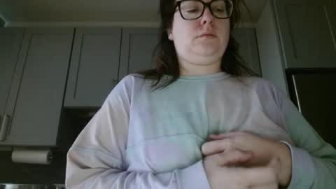 Snapshot of hazel_skye chatting on March 2, 1:09 pm Hazel online show from March 2, 1:09 pm