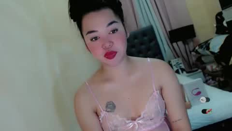 Kylene3 online show from April 28, 7:51 pm