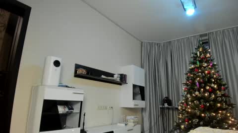 Andrea  you can subscribe for now there will be posts soon and my favorite body for you online show from December 22, 2:06 am