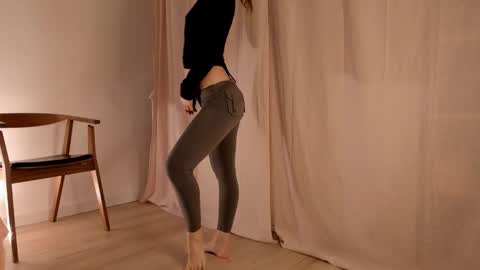 Snapshot of hee_jeen chatting on January 14, 12:22 am Jeen online show from January 14, 12:22 am