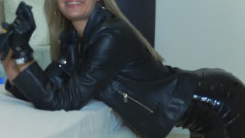 Helen online show from January 18, 2:03 am