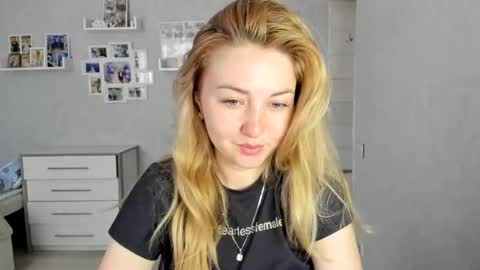 Helen sven online show from May 16, 6:16 am