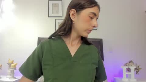 Helen  online show from June 22, 12:57 pm