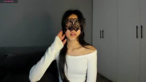 Hi I am Helen online show from June 19, 2:16 am