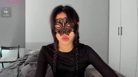 Hi I am Helen online show from June 22, 3:25 am