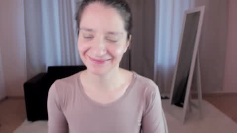 Helen online show from September 26, 2:42 am