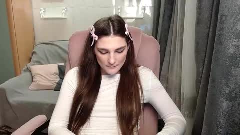 HelgaMun online show from November 23, 1:57 pm