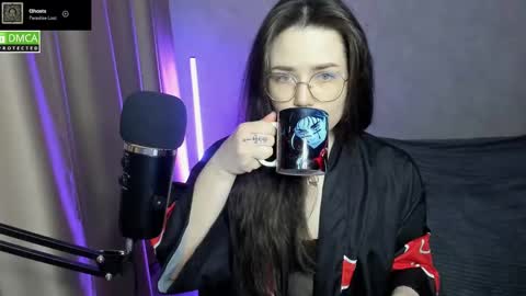 Red online show from February 26, 6:03 pm