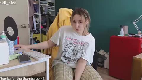 Snapshot of hell_l0ve chatting on March 10, 5:00 am Anastasiia online show from March 10, 5:00 am