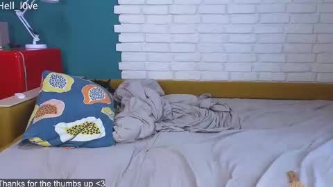 Snapshot of hell_l0ve chatting on February 27, 9:54 am Anastasiia online show from February 27, 9:54 am