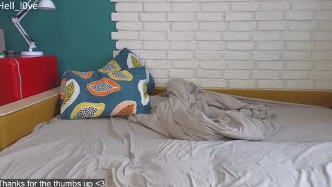Snapshot of hell_l0ve chatting on February 28, 4:10 am Anastasiia online show from February 28, 4:10 am