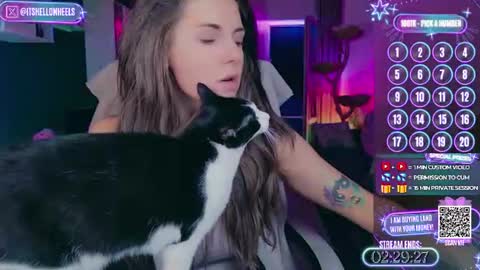 - show loyalty and subscribe -  online show from July 24, 10:17 pm