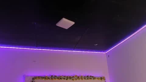hellen__smith_ online show from July 24, 8:16 pm