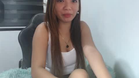 Snapshot of helloisme_richelyn chatting on October 26, 11:05 am helloisme_richelyn online show from October 26, 11:05 am