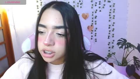 hellokitty_valery1 online show from June 30, 1:49 am
