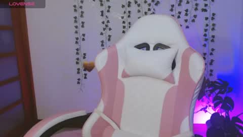 hellokitty_valery1 online show from July 23, 3:26 am