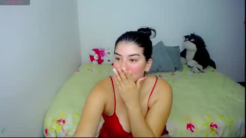 helloo_kityy25 online show from July 19, 3:42 am