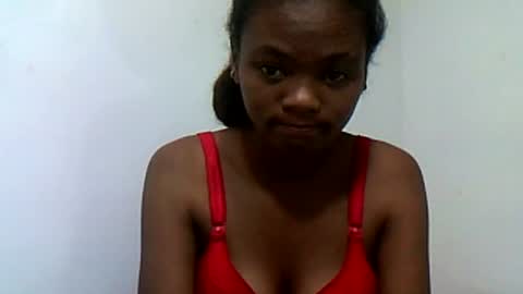 herisse01 online show from July 8, 9:55 am