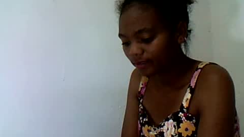 herisse01 online show from July 24, 8:34 am