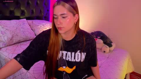 hermione_blonde online show from March 6, 10:54 am