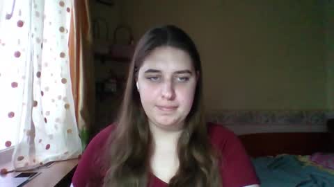 hess_luna_ online show from November 28, 10:51 am