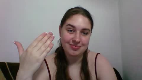 Snapshot of hess_luna_ chatting on October 6, 9:04 am hess_luna_ online show from October 6, 9:04 am