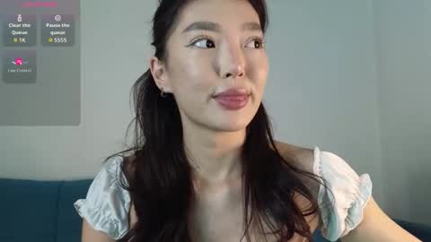 Audrey online show from November 27, 2:20 pm