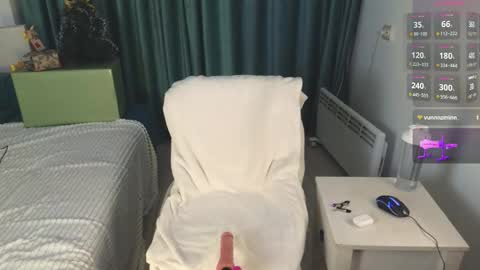 Audrey online show from January 8, 3:27 pm