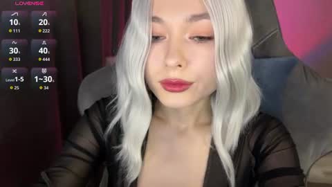  Nora  online show from June 11, 12:32 am