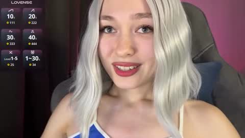  Nora  online show from July 11, 11:05 pm