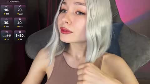  Nora  online show from August 3, 12:47 am