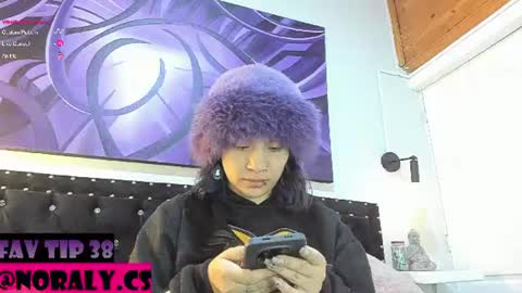 Noraly  online show from June 15, 4:12 am