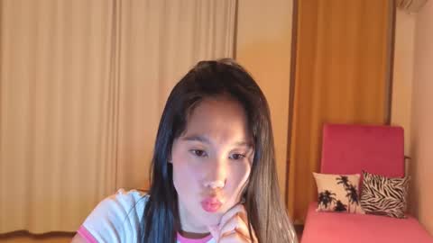 Snapshot of heyitsnaomi chatting on September 21, 6:17 pm Naomi online show from September 21, 6:17 pm