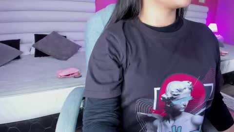 hilary_tailor online show from November 15, 11:22 am