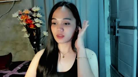hilarymolly online show from July 22, 10:22 pm
