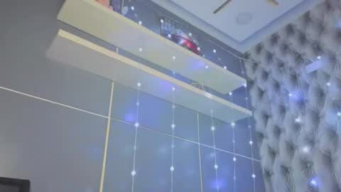  Hillary  online show from December 20, 1:09 am