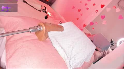  Hilary  online show from February 7, 9:07 pm