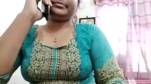 himuhimu22 online show from November 26, 3:18 am