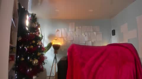 Hinnata online show from November 19, 5:02 pm