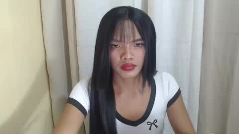 Guinevere3 online show from January 12, 2:22 pm