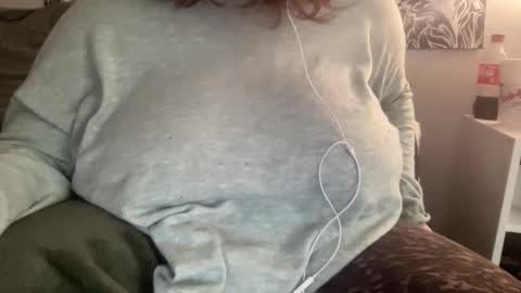 Stacey online show from February 5, 7:28 pm