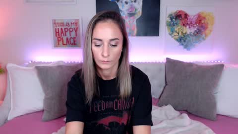 Holi Hurricane online show from October 13, 1:08 am