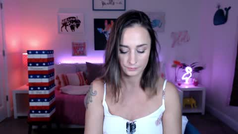 Holi Hurricane online show from March 1, 4:56 am