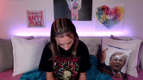 Holi Hurricane online show from February 27, 4:31 am