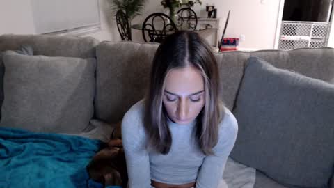 Holi Hurricane online show from December 27, 4:15 am