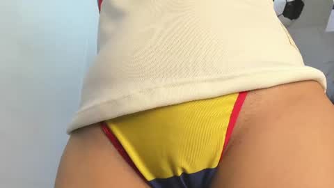 Holly 22 online show from July 7, 11:03 am